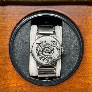 Fantasy metal dragon watch